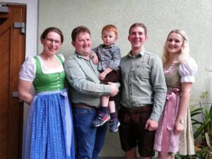 Wir stellen uns vor